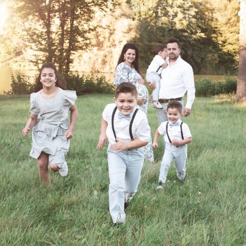 Authentische Familienfotos im Park in der Nähe von Ahlen - fotografiert von Siebenschön Photography